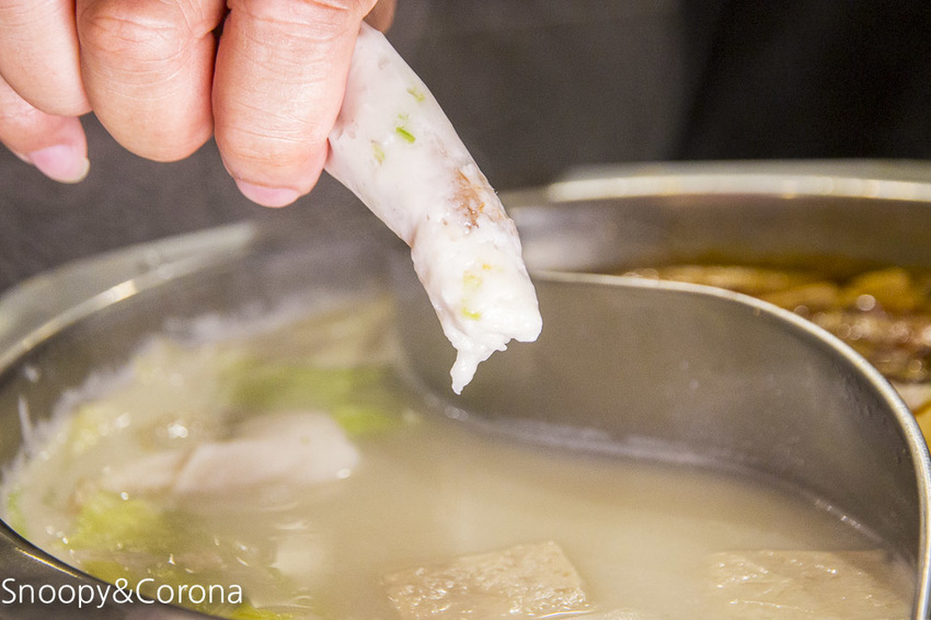 【台北美食】台北車站美食／瓦法奇朵～經典四川火鍋半價、正宗四川菜買一送一、下午茶點任點2杯飲料即可1元加購享繽紛莓果爆漿蛋糕