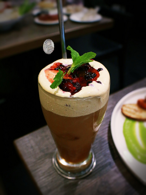 瓦法奇朵 via Kate's FZ