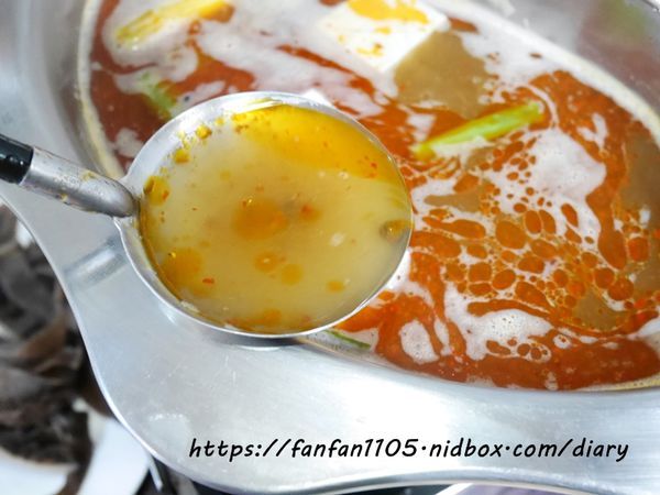 【台北美食】瓦法奇朵 99元火鍋加價購 #四川麻辣鍋 #台北車站美食 #北車美食 #捷運美食 #平價美食 (27).JPG