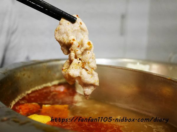 【台北美食】瓦法奇朵 99元火鍋加價購 #四川麻辣鍋 #台北車站美食 #北車美食 #捷運美食 #平價美食 (59).JPG