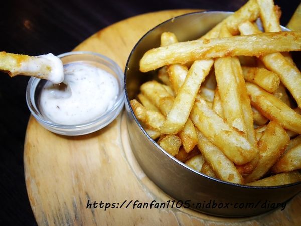 【台北美食】瓦法奇朵 99元火鍋加價購 #四川麻辣鍋 #台北車站美食 #北車美食 #捷運美食 #平價美食 (18).JPG