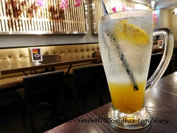 【台北美食】瓦法奇朵 99元火鍋加價購 #四川麻辣鍋 #台北車站美食 #北車美食 #捷運美食 #平價美食 (43).JPG