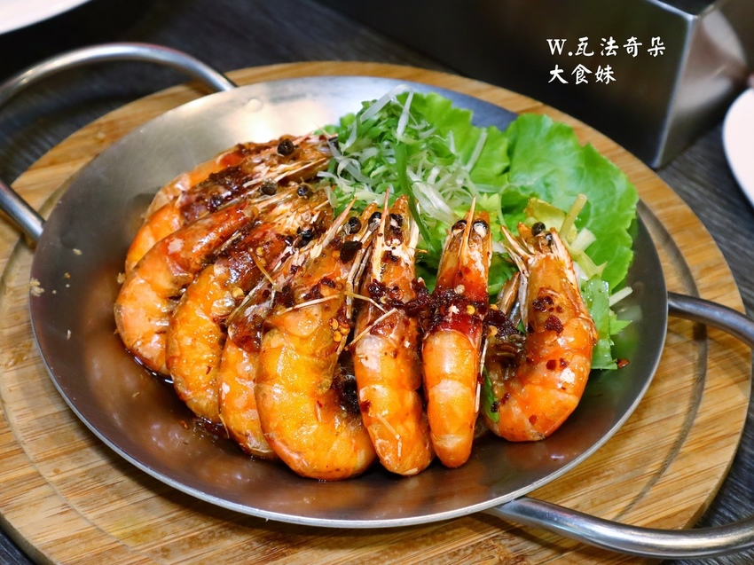 台北車站美食,台北車站,北車,北車美食,北車聚餐,火鍋,麻辣鍋,麻辣鴨血,麻辣,川菜,四川麻辣鍋,奶茶霜淇淋,台北火鍋,瓦法奇朵,瓦法奇朵MENU,北車下午茶,平價火鍋,牛奶鍋,下午茶,水果茶,咖啡廳