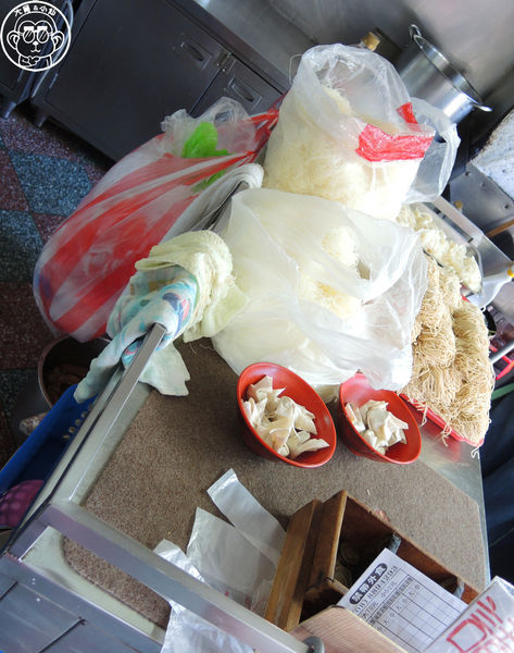 秋香麵店:呷飽祙【屏東・秋香麵店】恆春老字號名店