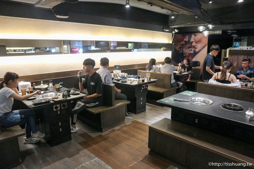 捷運忠孝敦化站燒烤火鍋吃到飽｜瓦崎燒烤火鍋敦南店｜689給你頂級Prime牛小排生蠔吃到爽