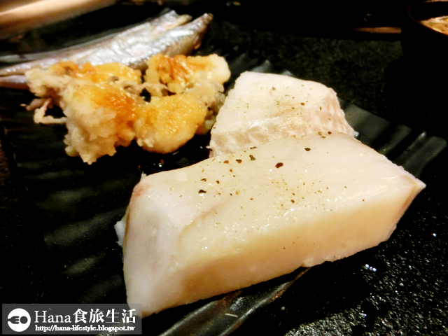 【廠商合作】瓦崎燒烤火鍋吃到飽 敦南店 | 大方的海鮮 精選與認真調味的肉品 洋蔥泡菜必吃  環境舒適 三五好友聚會好地方