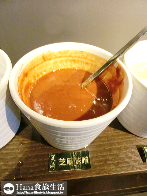 【廠商合作】瓦崎燒烤火鍋吃到飽 敦南店 | 大方的海鮮 精選與認真調味的肉品 洋蔥泡菜必吃  環境舒適 三五好友聚會好地方