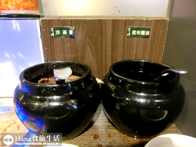 【廠商合作】瓦崎燒烤火鍋吃到飽 敦南店 | 大方的海鮮 精選與認真調味的肉品 洋蔥泡菜必吃  環境舒適 三五好友聚會好地方