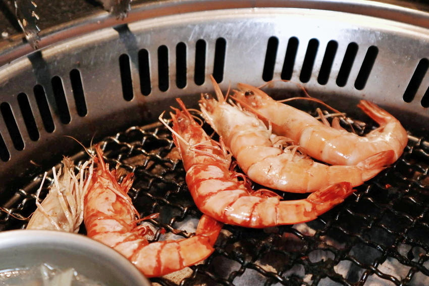 瓦崎燒烤火鍋|精緻鍋物吃到飽