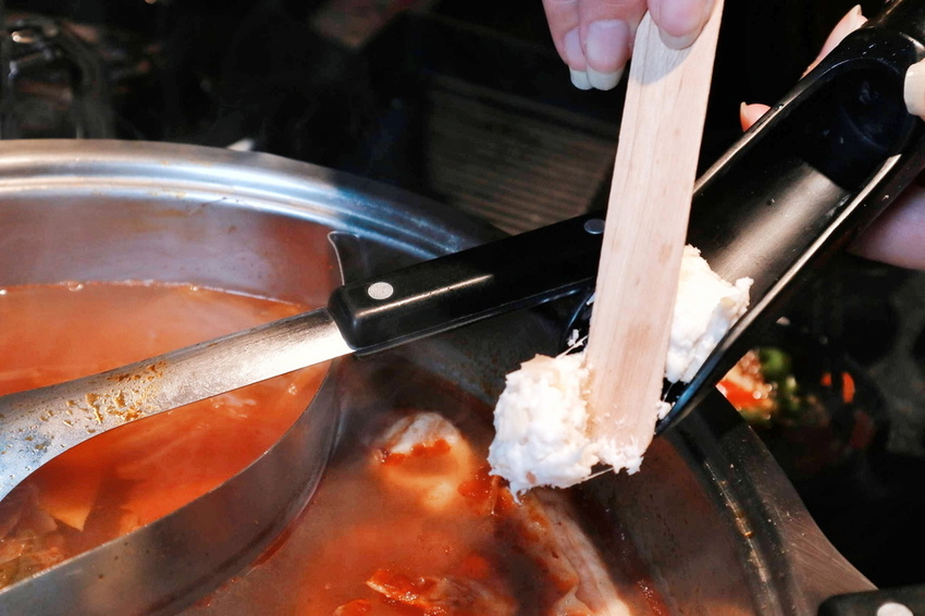 瓦崎燒烤火鍋|精緻鍋物吃到飽