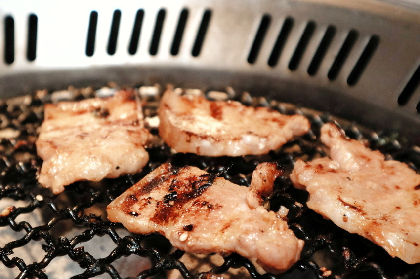 瓦崎燒烤火鍋|精緻鍋物吃到飽