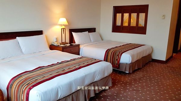 25564737_1640421789312368_1407110826_n