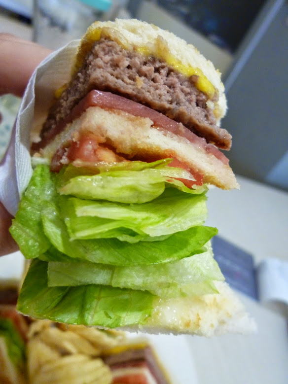 【苗栗頭份】明亮舒服的咖啡店，一次遇見便再也難忘－啡克CafeFreak