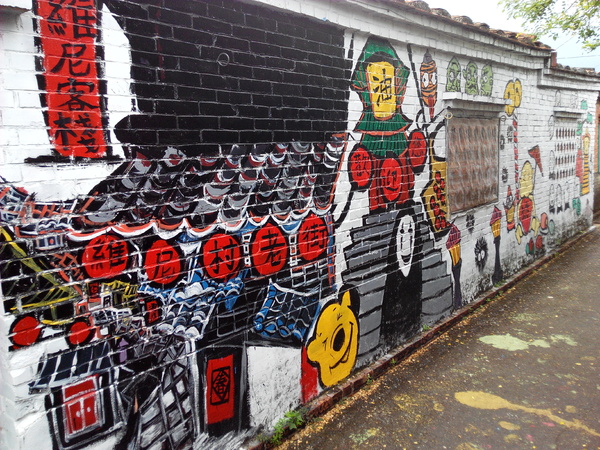 下營區維尼村：【臺南Ω下營區】小熊維尼彩繪村。結合在地文化信仰的維尼彩繪