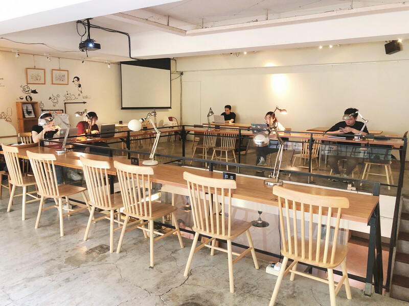 上樓看看咖啡Arthere Café  捷運市政府站超人氣不限時咖啡廳 適合讀書辦公的台北信義區咖啡廳 – Maji食尚旅圖