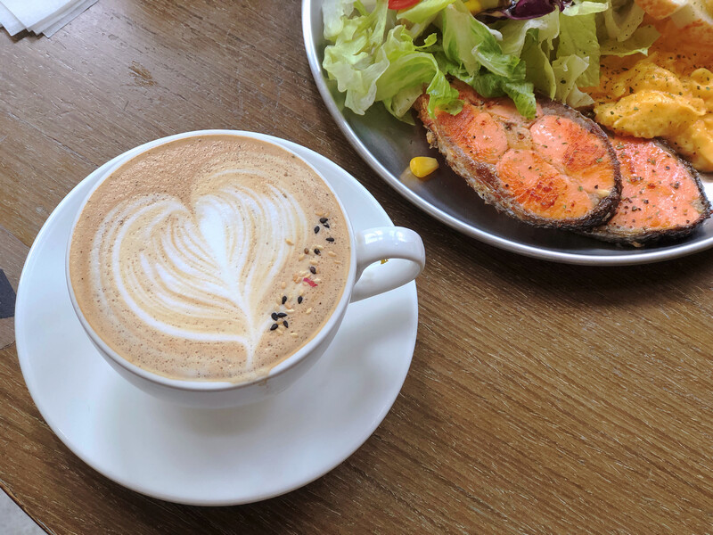 上樓看看咖啡Arthere Café  捷運市政府站超人氣不限時咖啡廳 適合讀書辦公的台北信義區咖啡廳 – Maji食尚旅圖
