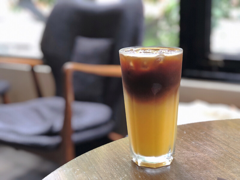 上樓看看咖啡Arthere Café  捷運市政府站超人氣不限時咖啡廳 適合讀書辦公的台北信義區咖啡廳 – Maji食尚旅圖