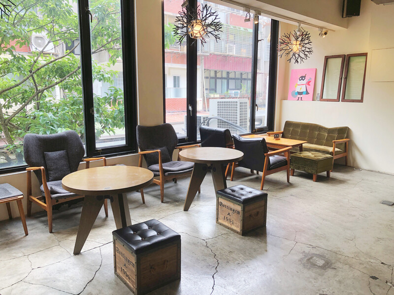 上樓看看咖啡Arthere Café  捷運市政府站超人氣不限時咖啡廳 適合讀書辦公的台北信義區咖啡廳 – Maji食尚旅圖