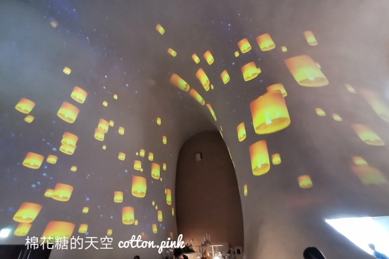 歌劇院也可以看天燈、看煙火～光影秀新春特別版只剩兩周！ - 棉花糖的天空