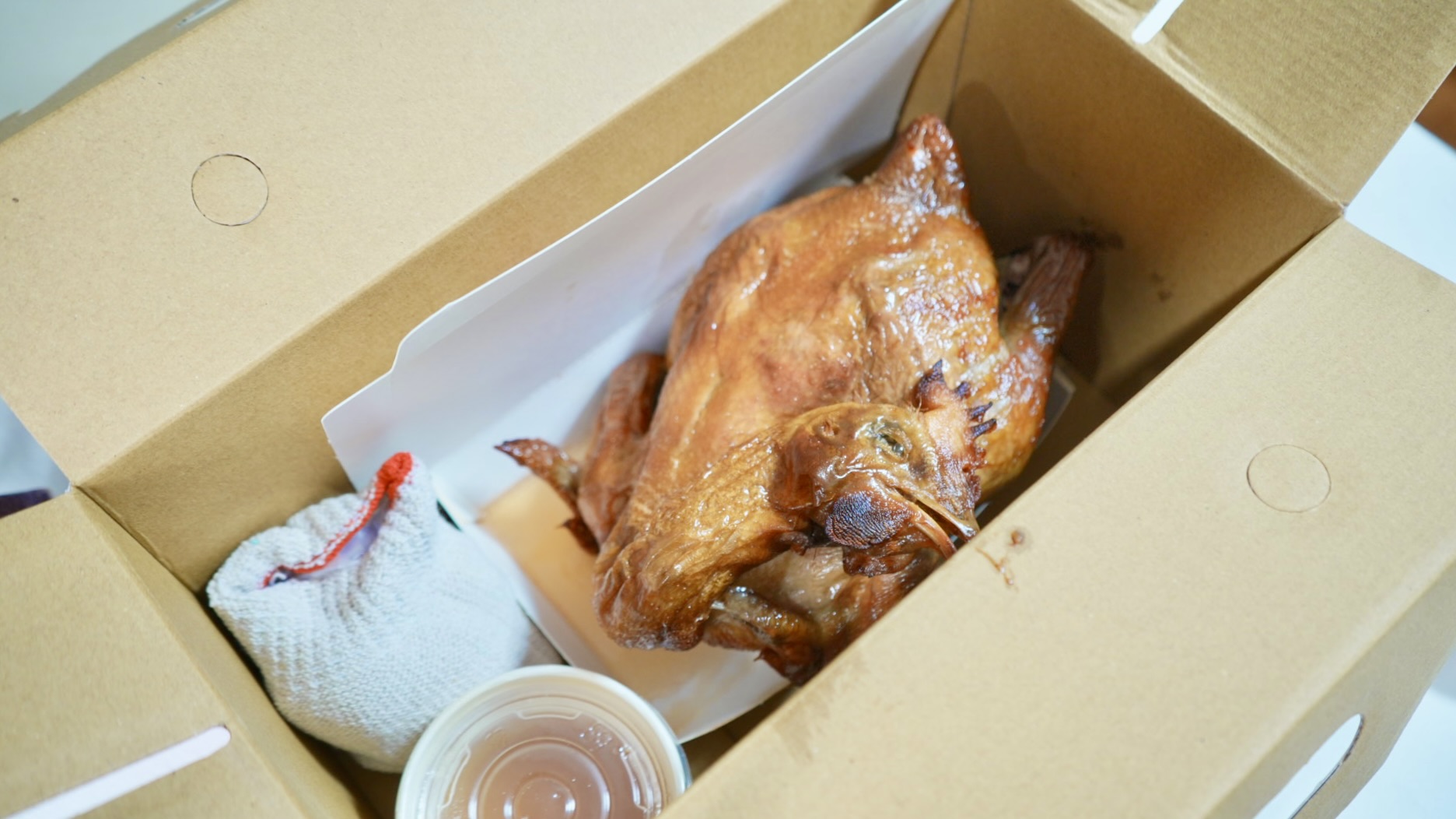 宜蘭百匯窯烤雞！米其林名廚評選十大好食～龍眼木窯烤秒殺招牌雞，平價桌菜多樣選擇