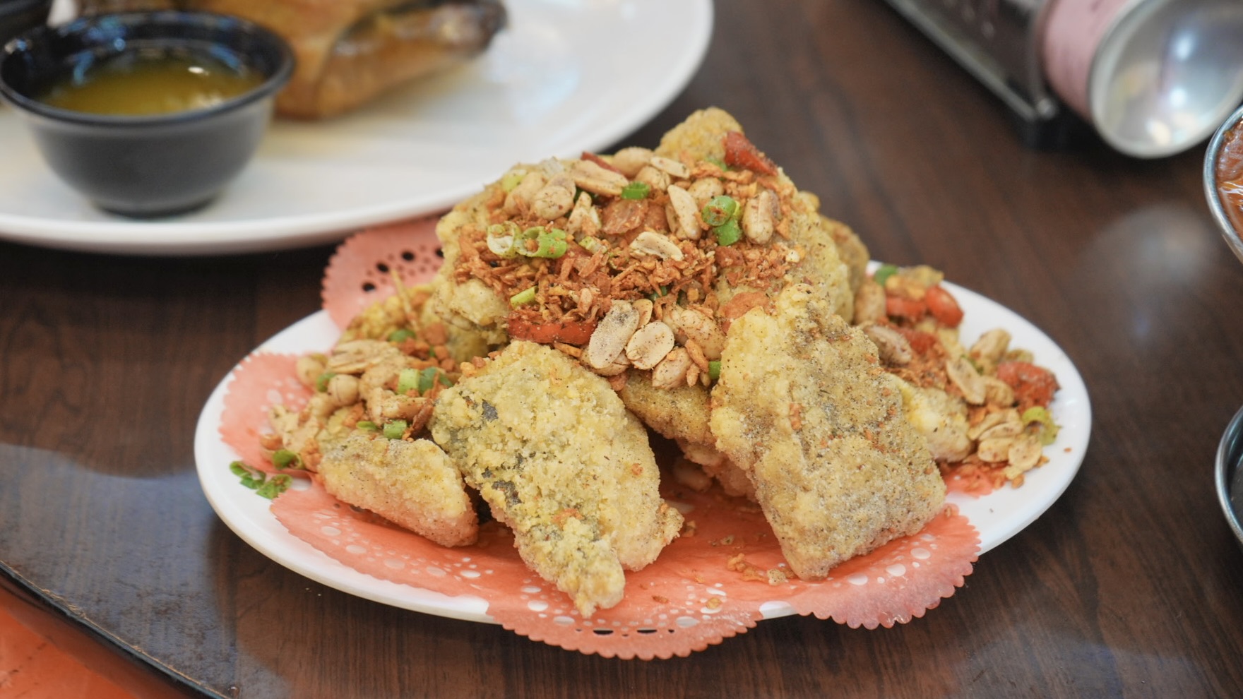 宜蘭百匯窯烤雞！米其林名廚評選十大好食～龍眼木窯烤秒殺招牌雞，平價桌菜多樣選擇