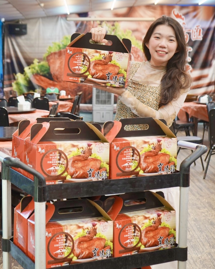 宜蘭百匯窯烤雞！米其林名廚評選十大好食～龍眼木窯烤秒殺招牌雞，平價桌菜多樣選擇