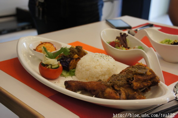 一間結合了美食與大愛的咖啡簡餐店--HOMECAFE。幸福。好食。咖啡