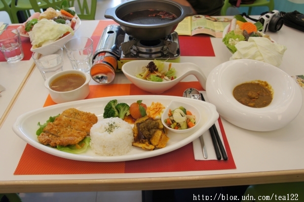 一間結合了美食與大愛的咖啡簡餐店--HOMECAFE。幸福。好食。咖啡