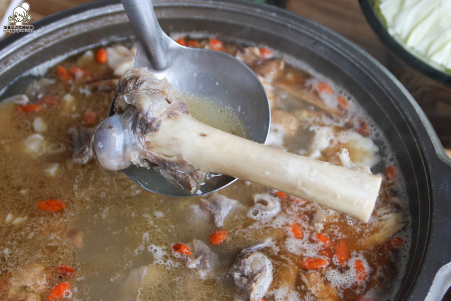 春芳燒烤羊肉爐 彰化羊肉 溪湖美食 必吃羊肉 彰化美食 羊肉好吃
