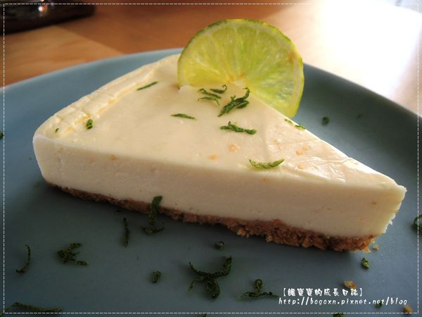 蛋糕 (1).JPG 蛋糕 (1).JPG