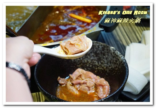 麻神麻辣火鍋：南京東路美食．由招待所起家，滿是頂級食材的美味殿堂──麻神麻辣火鍋