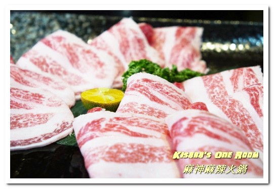 麻神麻辣火鍋：南京東路美食．由招待所起家，滿是頂級食材的美味殿堂──麻神麻辣火鍋