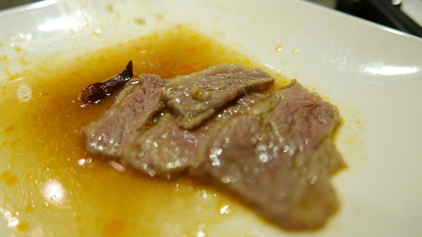 麻神麻辣火鍋:【台北市麻辣火鍋推薦】位於台北市南京東路的麻神麻辣火鍋~香而不辣、入口即化~呼朋引伴或是倆倆相望的火鍋新食代!噹噹媽火力全開大推薦!