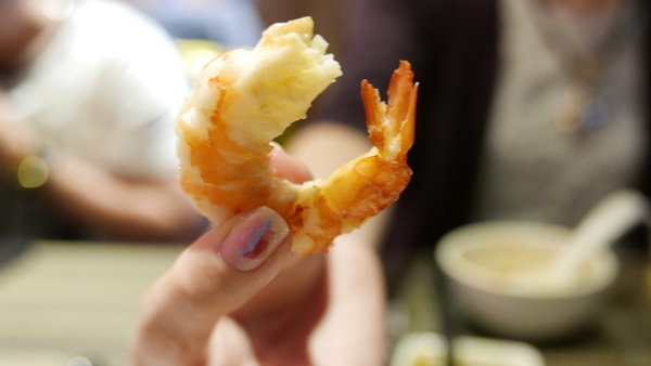 麻神麻辣火鍋:【台北市麻辣火鍋推薦】位於台北市南京東路的麻神麻辣火鍋~香而不辣、入口即化~呼朋引伴或是倆倆相望的火鍋新食代!噹噹媽火力全開大推薦!