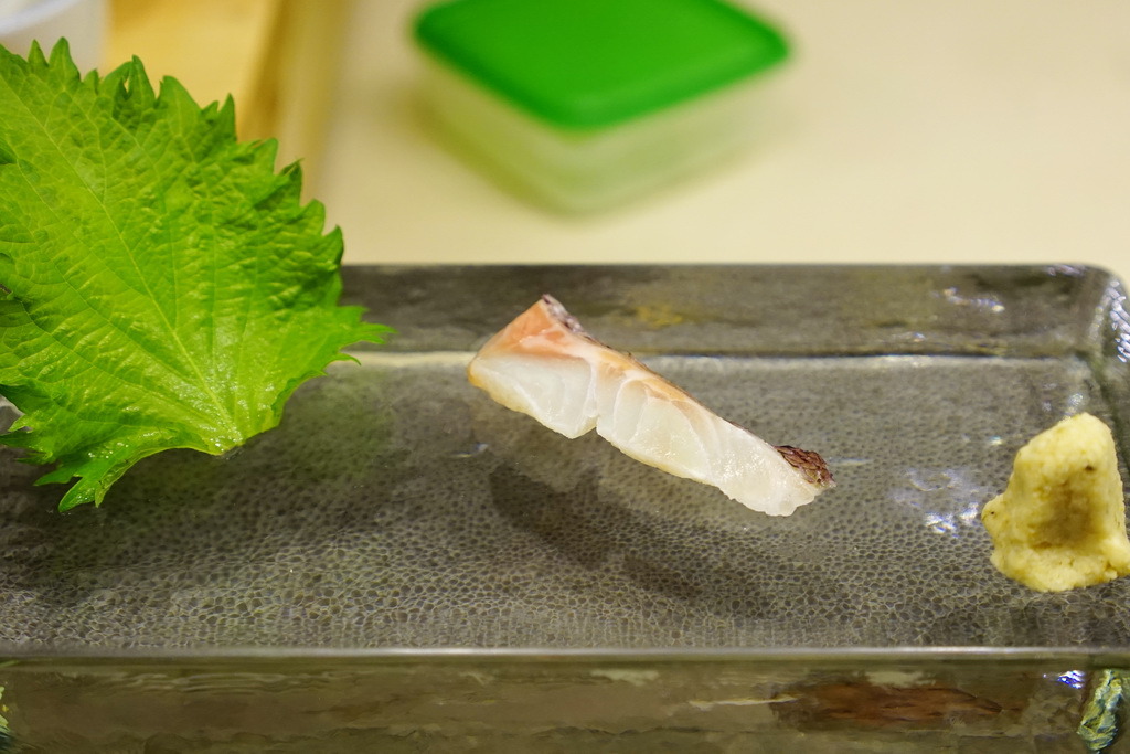 台中美食。十秋 旬、割烹--隱身巷弄中--慢慢的餵飽你--豐富中帶點小店的風格