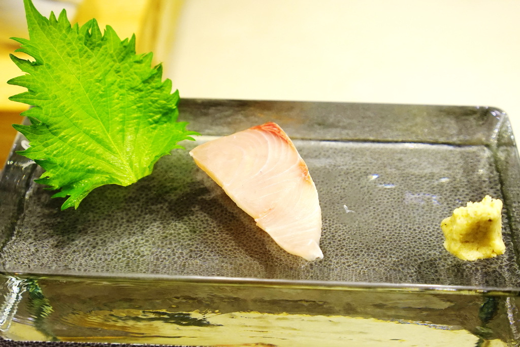 台中美食。十秋 旬、割烹--隱身巷弄中--慢慢的餵飽你--豐富中帶點小店的風格