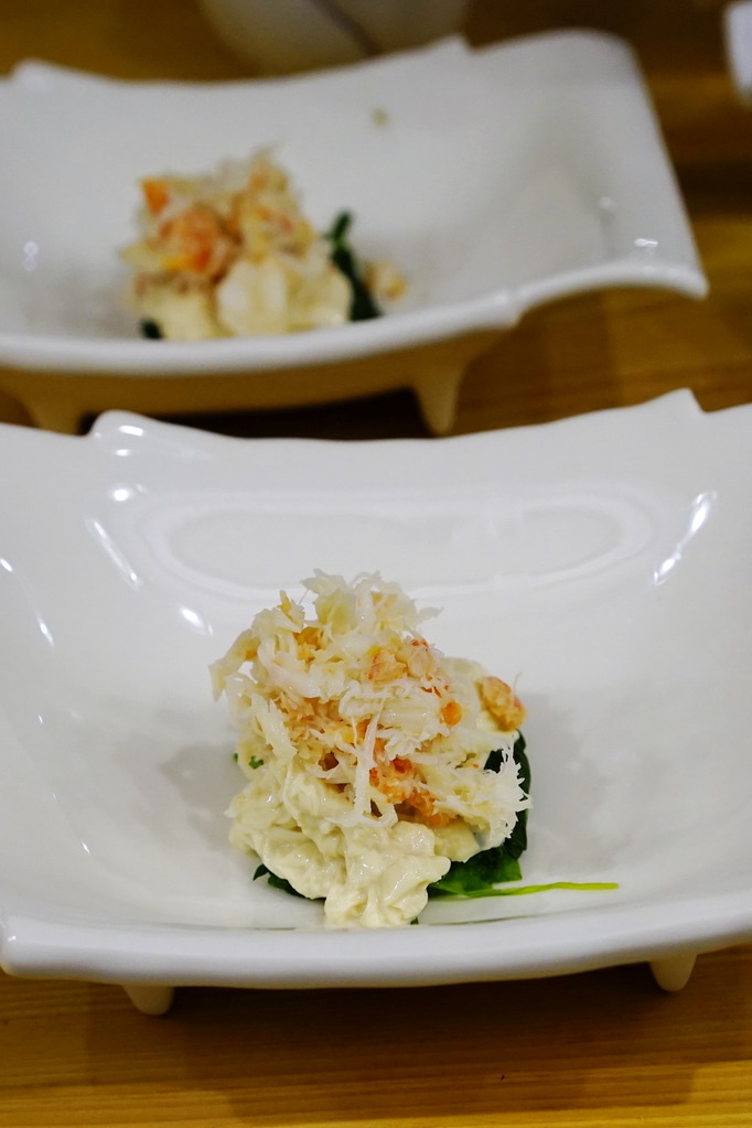 台中美食。十秋 旬、割烹--隱身巷弄中--慢慢的餵飽你--豐富中帶點小店的風格