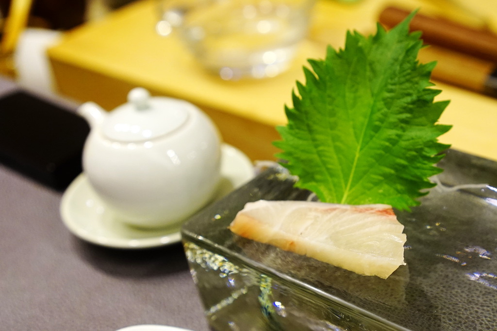 台中美食。十秋 旬、割烹--隱身巷弄中--慢慢的餵飽你--豐富中帶點小店的風格