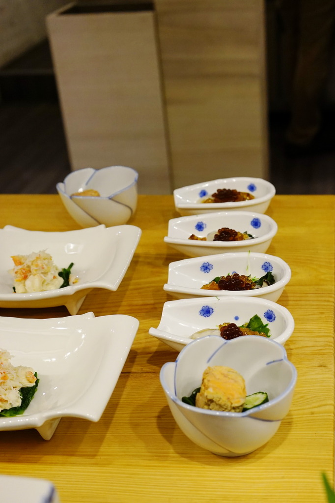 台中美食。十秋 旬、割烹--隱身巷弄中--慢慢的餵飽你--豐富中帶點小店的風格