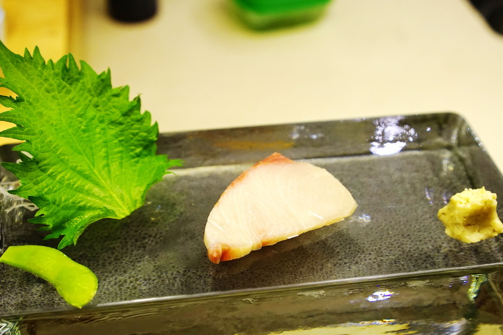 台中美食。十秋 旬、割烹--隱身巷弄中--慢慢的餵飽你--豐富中帶點小店的風格