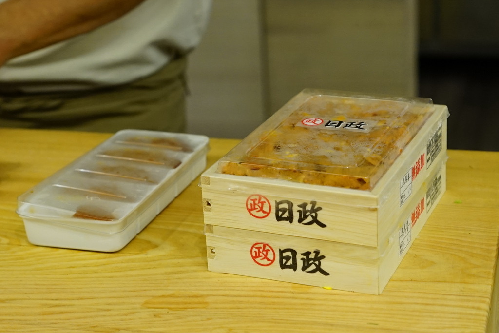 台中美食。十秋 旬、割烹--隱身巷弄中--慢慢的餵飽你--豐富中帶點小店的風格