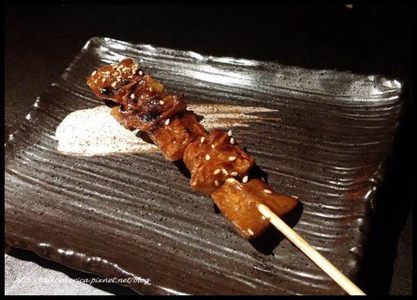 『呷』「捷運小巨蛋站」☆ 響 串燒食堂 ☆ 巷弄間的燒烤居酒屋