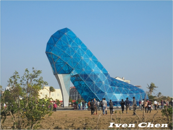 北門遊客中心：《台南景點》2016.12.31台南之旅->北門水晶教堂-> 高跟鞋教堂