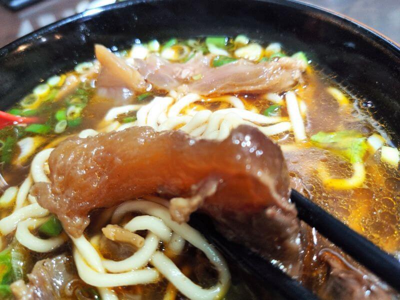牛肉傳奇 牛肉牛筋麵