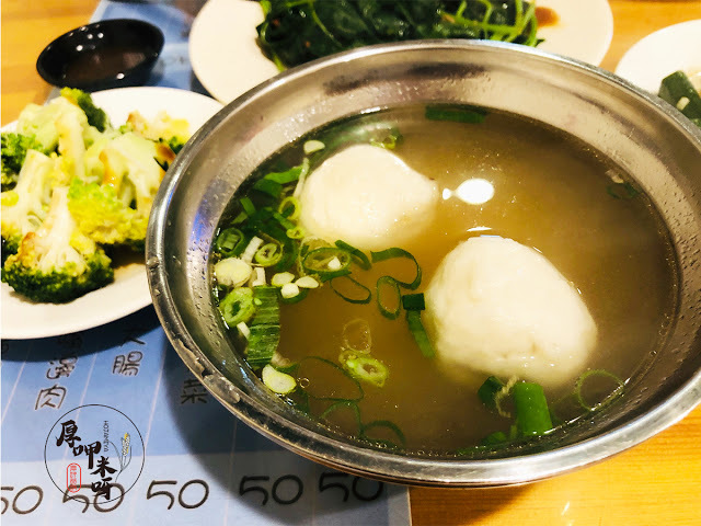 【厚呷米呀│台北萬華】海天香餃 在地超過20年好吃特色水餃老店/正宗㊣很多人吃這家長大的/除了水餃之外雲吞撈麵也好吃必點/另售冷凍水餃多款特色口味 近捷運藍線龍山寺站1、2號出口-鄰近龍山寺