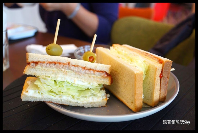 三重美食推薦-好吃好玩的親子餐廳[ 朵娜好食親子餐廳 ]