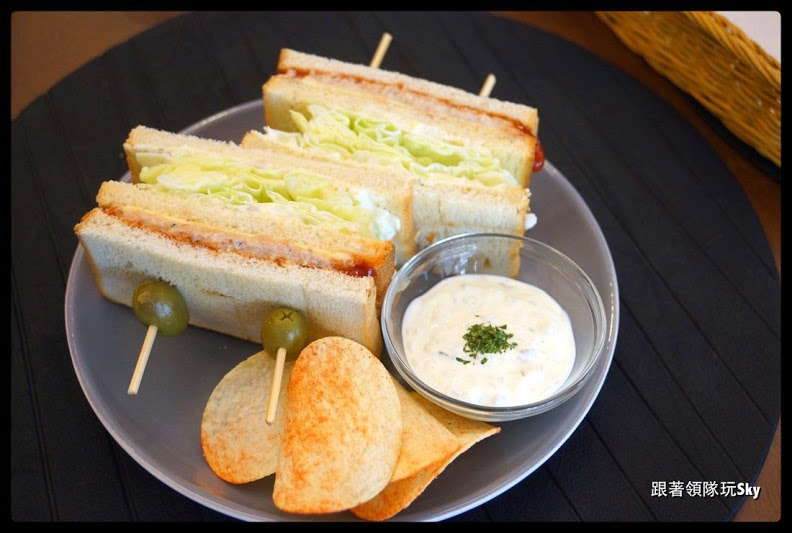 三重美食推薦-好吃好玩的親子餐廳[ 朵娜好食親子餐廳 ]