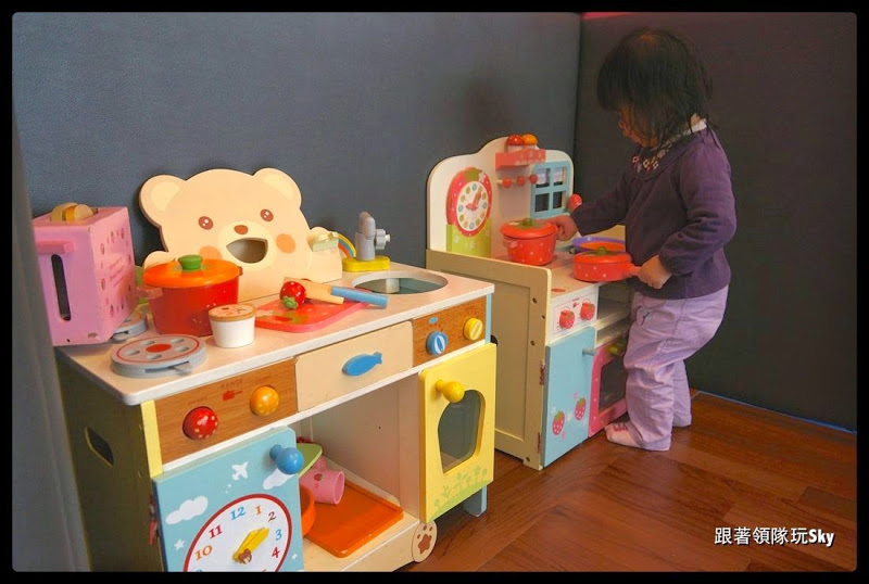 三重美食推薦-好吃好玩的親子餐廳[ 朵娜好食親子餐廳 ]