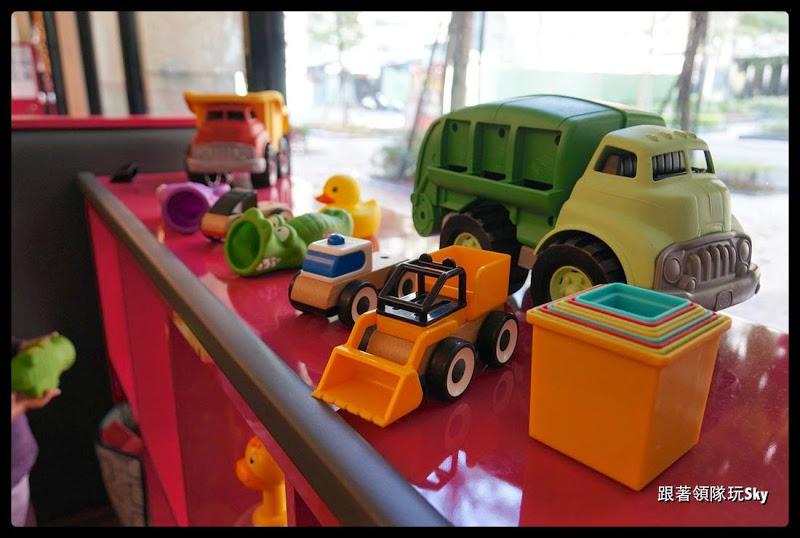 三重美食推薦-好吃好玩的親子餐廳[ 朵娜好食親子餐廳 ]