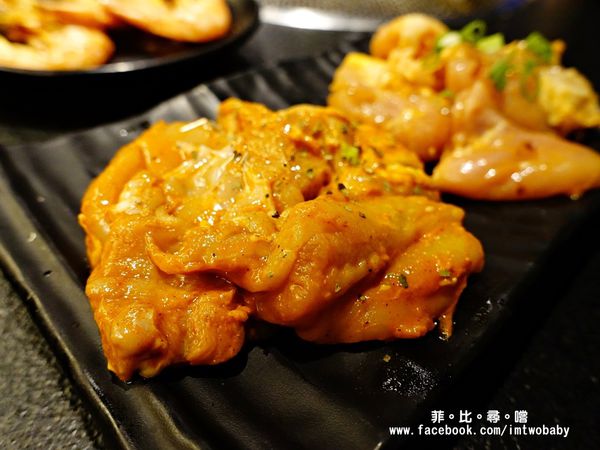 瓦崎燒烤火鍋(敦南店)：【捷運美食】瓦崎燒烤火鍋-敦南店 精緻單點吃到飽 頂級Prime無骨牛小排/松阪豬/肥美生蠔/蝦子軍團/哈根達斯/台啤無限供應！東區燒烤火鍋